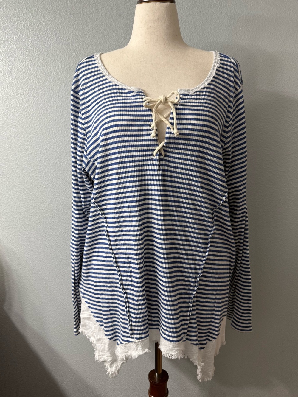 Love 8 Boho Striped Layered Tunic Top 1X Oversized Lace-Up Gauze Hem